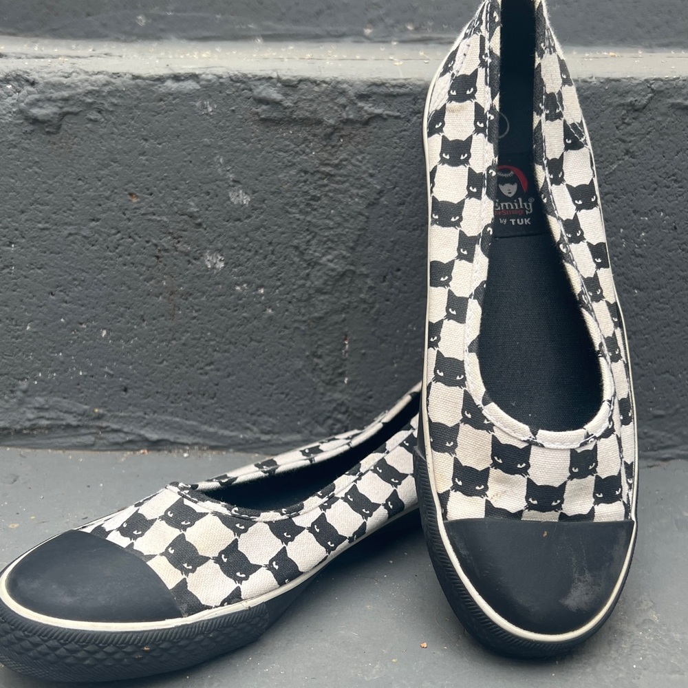 TUK Emily Strange checkered cat flats | size 7